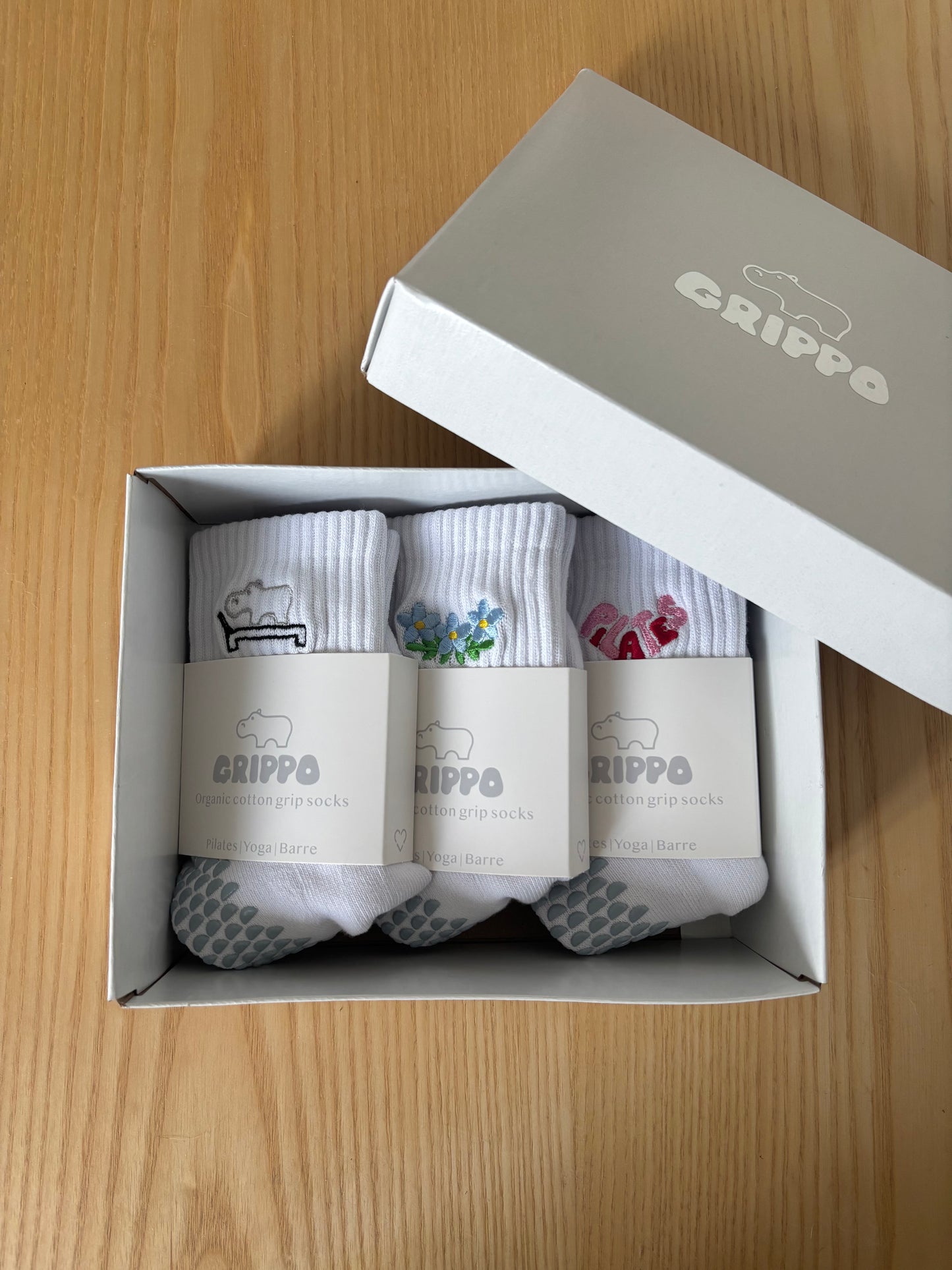 Mini sneaker box gift set